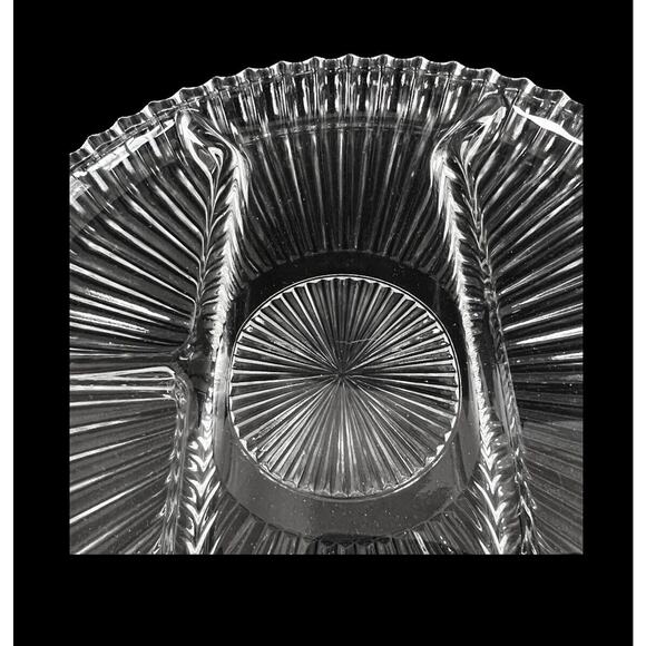 Relish Tray Clear Pressed Glass Ribbed 4 Section Serving Dish Round 10" Vintage - Picture 5 of 10